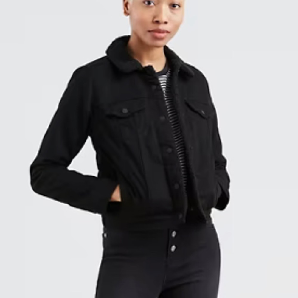 Levi’s Trucker Sherpa Jacket